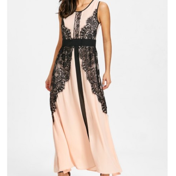 SOFT & CHIC💟 Lace Insert Maxi Dress - Picture 2 of 6